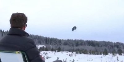 Rusya'da cipini parçalatan blogger