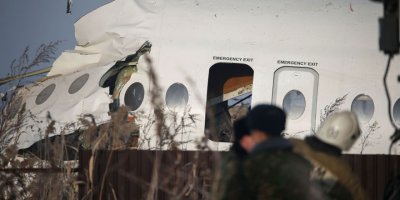 Kazakistan'da yolcu uçağı düştü: En az 12 ölü, 49 yaralı