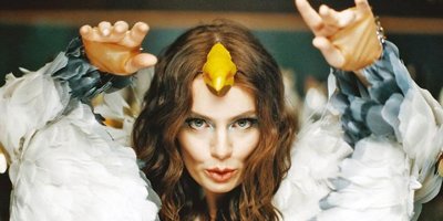 Nil Karaibrahimgil, müzikal yapmak istediğini söyledi