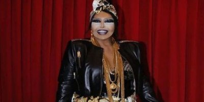 Bülent Ersoy'dan otele 20 maddelik özel liste