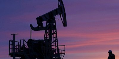 Bloomberg: Rusya petrol üretiminde Sovyet sonrası dönemin rekorunu kırdı