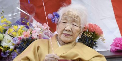 Dünyanın en yaşlı insanı 117. yaşını kutladı