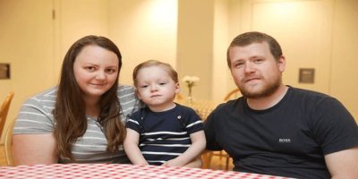 Mucize bebek kalbi sağda ve tek akciğerle doğdu