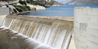 Kuri barajı taştı