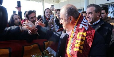 Galatasaray’a Antalya’da coşkulu karşılama
