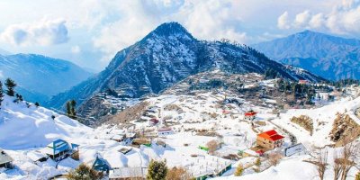 Pakistan'da çığ felaketi: 57 ölü