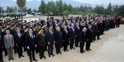 Özgürlük Mücadelesi Lideri DR. Küçük, 36’ncı ölüm yıl dönümünde kabri başında anıldı