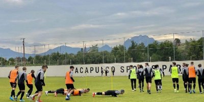 KKTC’de bir ilk; FIFA’ya üye bir ülkenin takımı kamp için ülkeye geldi