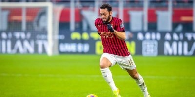 Hakan Çalhanoğlu’nun gecesi!