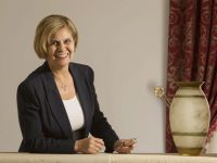 Meral Akıncı: “Ülkedeki her üç kadından biri ev içi fiziksel şiddet görüyor. Bu gerçekle yüzleşme zamanı geldi”