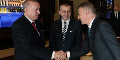 Futbol-siyaset ilişkisi: "AKP sporun sahibi haline geldi"