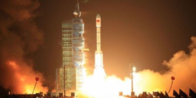 İran’ın uzaya fırlattığı uydu yörüngeye yerleşemedi