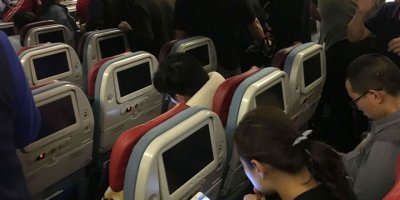 Uçakta cep telefonunu kapatmayana 2 bin 603 lira ceza