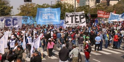 Arjantin'de IMF ve hükümet karşıtı protesto