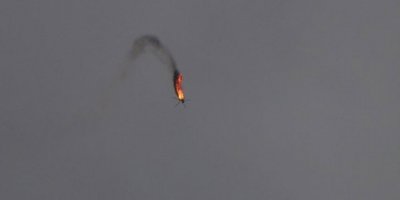 İdlib bölgesinde suriye ordusuna ait bir helikopter daha düşürüldü