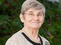 Canan Karatay: Modern tıp diye bir şey yok