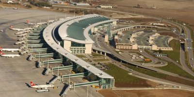 İran'dan gelen uçak koronavirüs şüphesiyle Esenboğa havalimanı'na indi