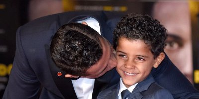 Cristiano Ronaldo Jr. da sosyal medyaya girdi (1 günde 1 milyon)