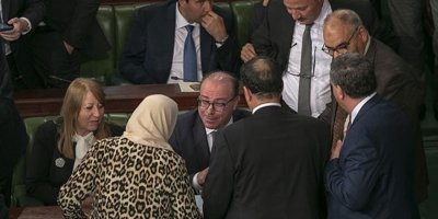 Tunus'ta fahfah hükümeti güvenoyu aldı