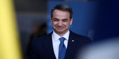 Miçotakis'ten sığınmacılara: Yunanistan'a gelmeyin