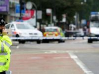 Londra'da paniğe neden olan 2 kişi serbest bırakıldı