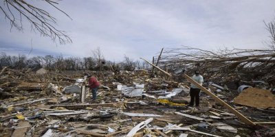 ABD'yi hortum vurdu: 25 ölü