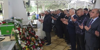 Kanatlı son yolculuğuna uğurlandı