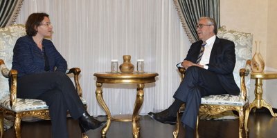 Akıncı, Fransa büyükelçisinden kapılarla ilgili destek talep etti