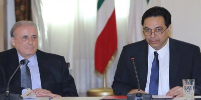 Lübnan 'iflas ettiğini' duyurdu