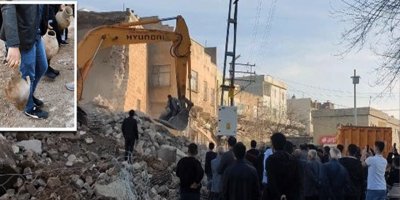 Mardin'de cami yıkımında çıkan küpler 'hazine' iddiasıyla ilçeyi karıştırdı