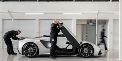 2.2 milyon dolarlık elektrikli otomobil piyasaya çıkmadan tükendi