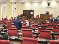 Polisle dalga geçtiler