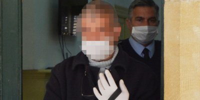 ‘Aldatıldığını düşünerek’ eşini darp etti