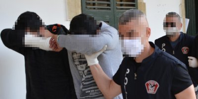 Uyuşturucu ile yakalandılar