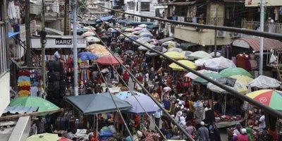 Tanzanya'da keçinin kovid-19 testinin pozitif çıktığını açıklayan devlet başkanına tepki