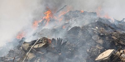 İskele’de çöplükte yangın çıktı
