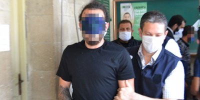 Polise şikayet ettiği için de darp ettiler…