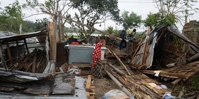 Hindistan ve Bangladeş'te etkili olan amphan kasırgası'nda 14 kişi hayatını kaybetti