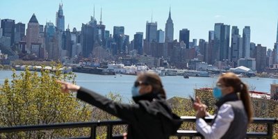 ABD'de kovid-19 kurbanları için 3 gün bayraklar yarıya indirilecek