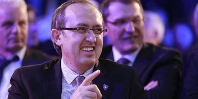 Kosova'da yeni hükumet kuruldu... Kabinede bir Türk yer aldı Yazdır A Yazı Tipi Yorumlar 0