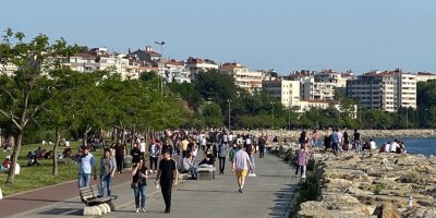 İstanbul, kısıtlamasız ilk hafta sonunu dışarıda geçirdi