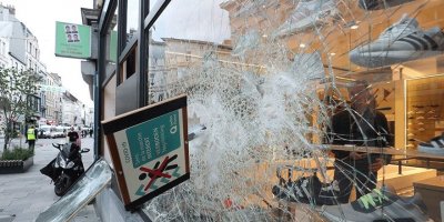 Brüksel'de lüks mağazalar yağmalandı