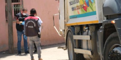 Çöp kamyonunun çarptığı küçük çocuk hayatını kaybetti!