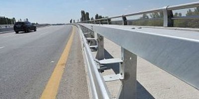 Tüm yollardaki oto korkulukların tamiri için ihale açıldı