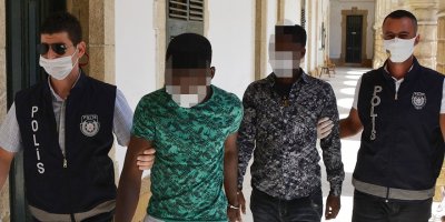 3 gecede, 3 hırsızlık