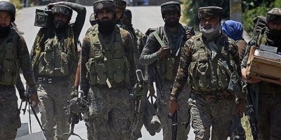 Hindistan Cammu Keşmir'de çatışma çıktı, 3 ölü var