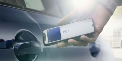 Iphone ile kapıları açılan ve çalışan ilk otomobil!