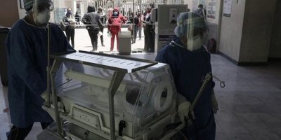 Meksika'da yeni doğan üçüzlerin koronavirüs (Covid-19) testleri pozitif çıktı