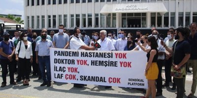 "Laf çok, Skandal çok"