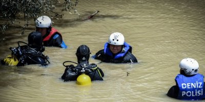 Çamur ve balçık içinde arama